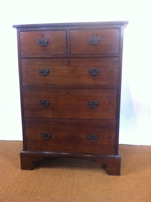 A Small George 111 Mahogany Chest of Drawers C 1800