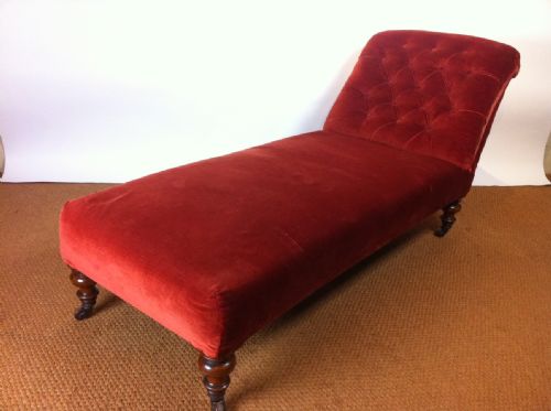 A Victorian Walnut Chaise Longue C 1870