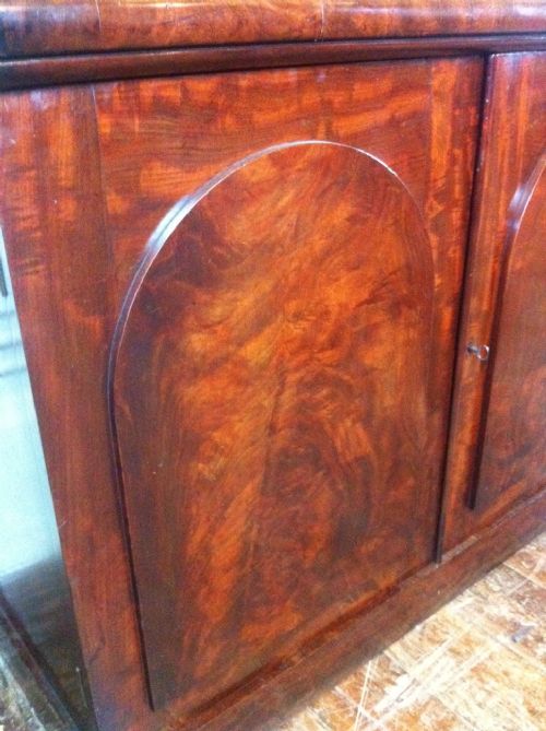 fig 1. A pair of early Victorian mahogany library bookcases c 1840