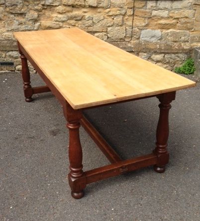An Arts and Crafts Oak Refectory Table C 1910