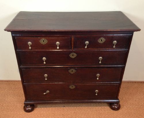 fig 1. A William and Mary oak chest of drawers c 1700