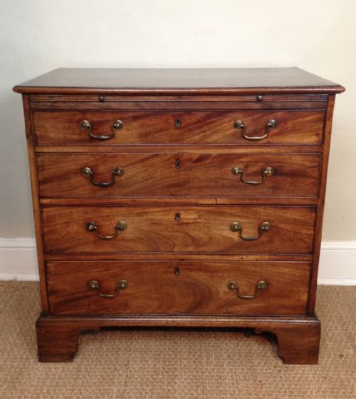 A Small George 111 Mahogany Chest of Drawers C 1780 with Brushing Slide