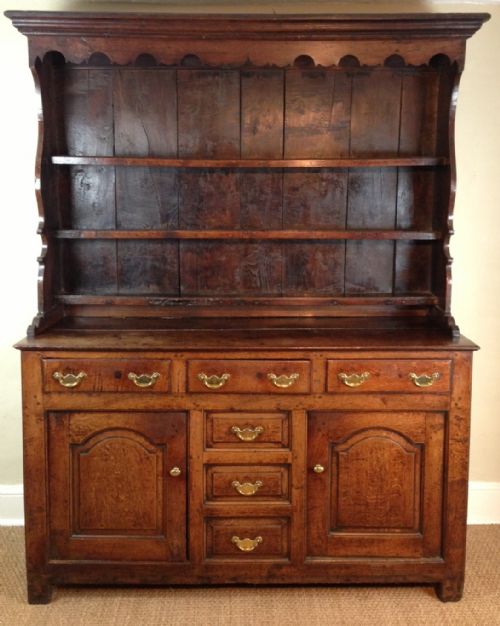 A George 11 Oak North Wales Dresser C 1730  
