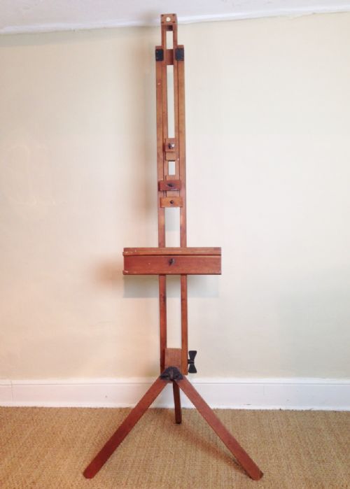 A 1920`S Beech Artists Easel by Windsor and Newton
