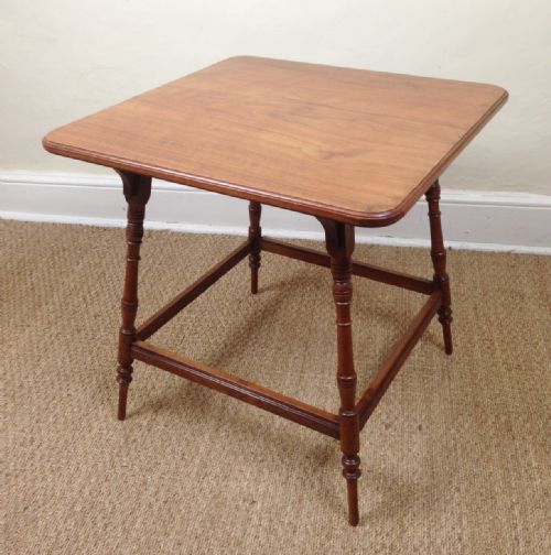 A Gillows of Lancaster Walnut Lamp Table C 1880