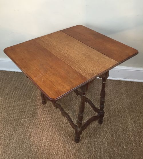 A Cotswold School Oak Gateleg Table C 1920