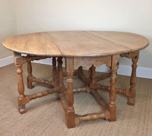 A Large Arts and Crafts Pine Gate Leg Table C 1930
