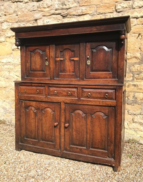A Late 18th Century Welsh Court Cupboard or Deuddarn Circa 1780