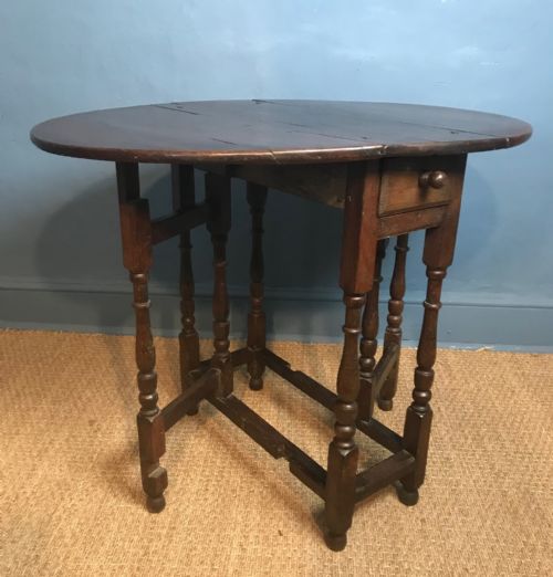 A Queen Anne Oak Small Gate Leg Table Circa 1710