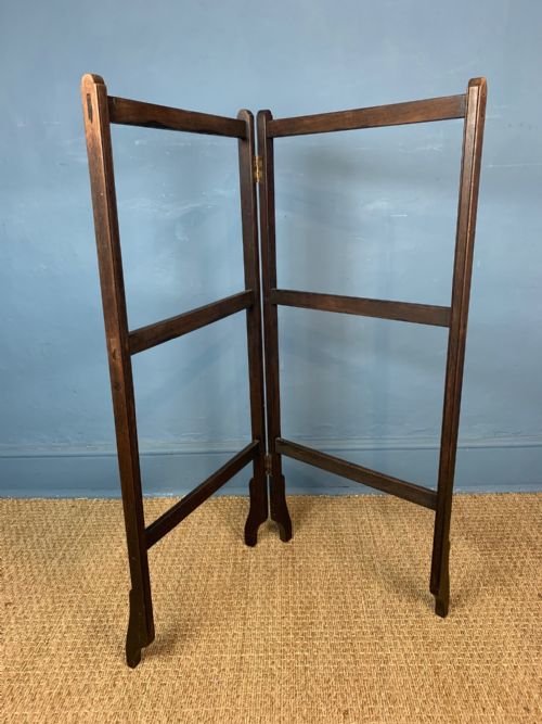 A Late Georgian Mahogany Folding Towel Rail Circa 1820