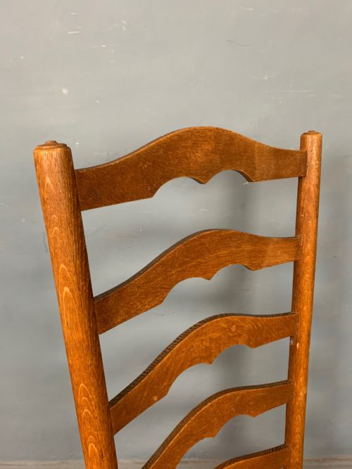 A HEALS OAK RUSH SEATED LADDER BACK CHAIR C 1930 - ADDITIONAL PHOTO 2