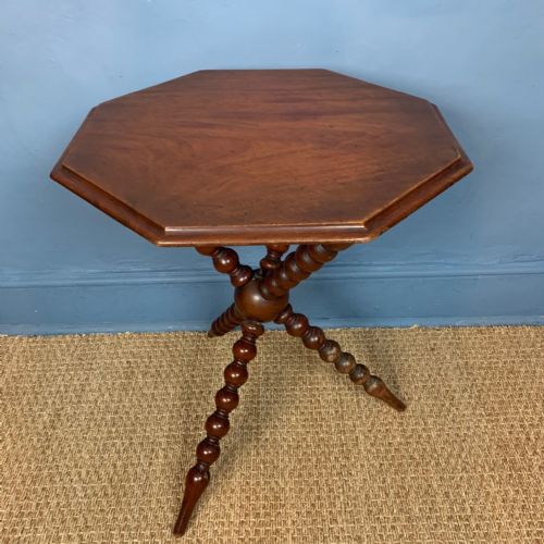 A Victorian Mahogany Gypsy Table with 3 Splayed Bobbin Legs C 1880