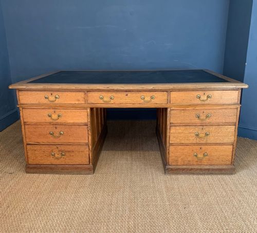 A Large Late Victorian Oak Partners Desk Circa 1890