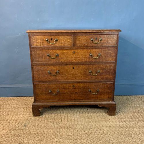 A Small George 111 Oak Chest of Drawers Circa 1800