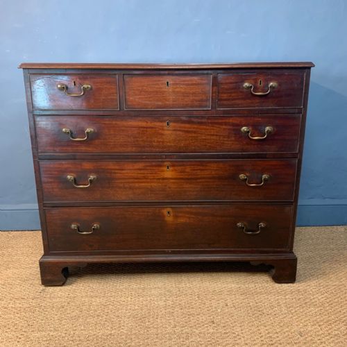 A George 111 Mahogany Chest of Drawers Circa 1790