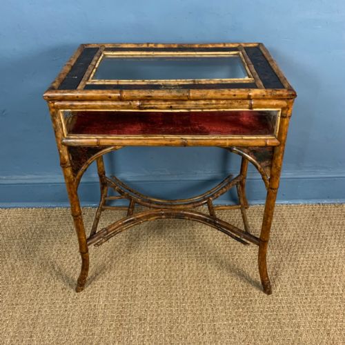 A LATE 19TH CENTURY BAMBOO AND LACQUER BIJOUTERIE TABLE C 1880 - ADDITIONAL PHOTO 1