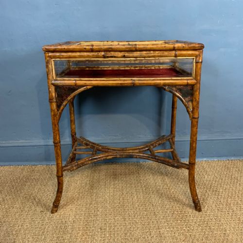 A LATE 19TH CENTURY BAMBOO AND LACQUER BIJOUTERIE TABLE C 1880 - ADDITIONAL PHOTO 2