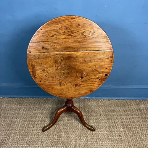 A Georgian Elm Tripod Table Circa 1820