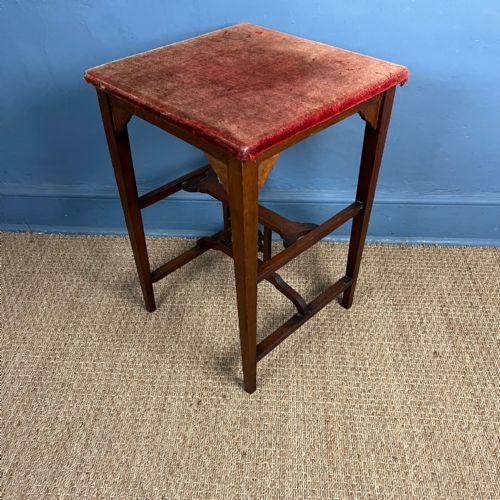 AN AESTHETIC MOVEMENT WALNUT TABLE CIRCA 1890 - ADDITIONAL PHOTO 3