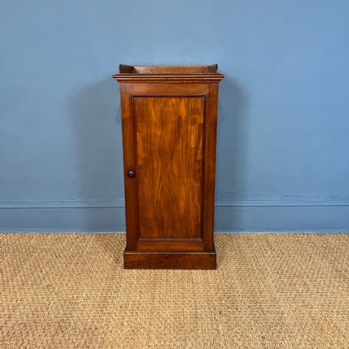 A William IV Mahogany Pot Cupboard Circa 1835