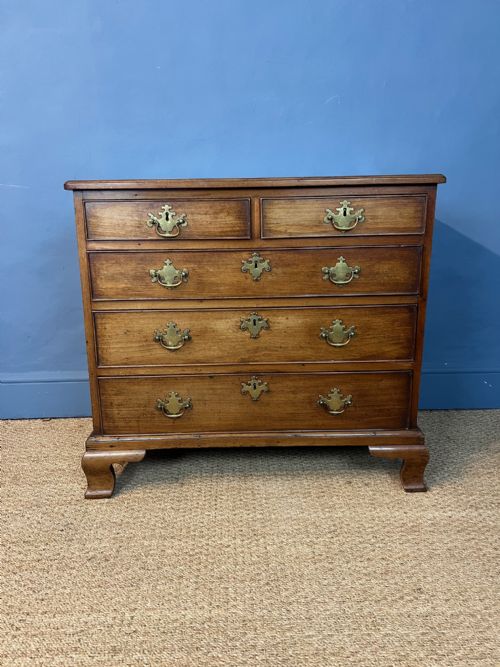An Early George 111 Small Mahogany Chest of Drawers Circa 1760