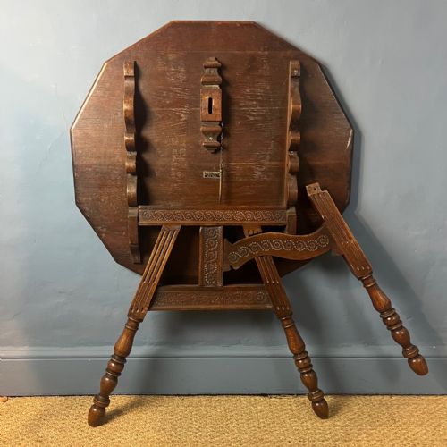 A DUTCH FRIESLAND OAK DODECAGONAL FOLDING TABLE CIRCA 1900 - ADDITIONAL PHOTO 4