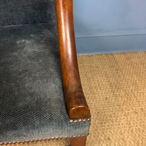 A GEORGE 111 MAHOGANY GAINSBOROUGH CHAIR CIRCA 1770 - ADDITIONAL PHOTO 4