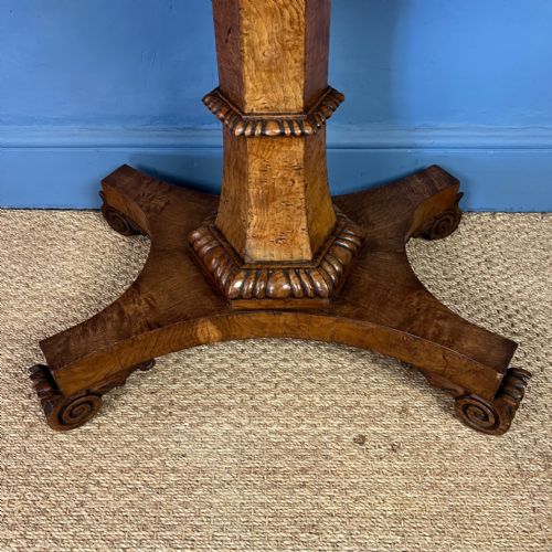 A GEORGE IV BURR OAK CARD TABLE CIRCA 1830 ATTRIBUTED TO WILLIAM TROTTER - ADDITIONAL PHOTO 4
