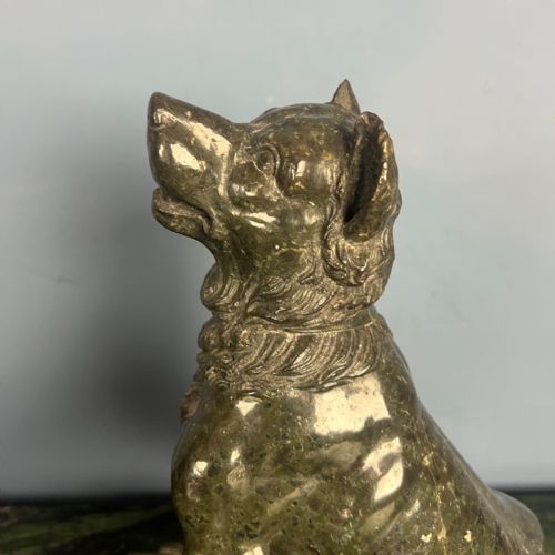 A PAIR OF LATE 19TH CENTURY ITALIAN GREEN SERPENTINE MARBLE MODELS OF THE DOGS OF ALCIBIADES - ADDITIONAL PHOTO 3