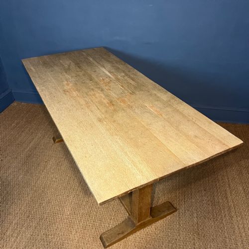 A HEALS OAK REFECTORY TABLE CIRCA 1920 - ADDITIONAL PHOTO 2