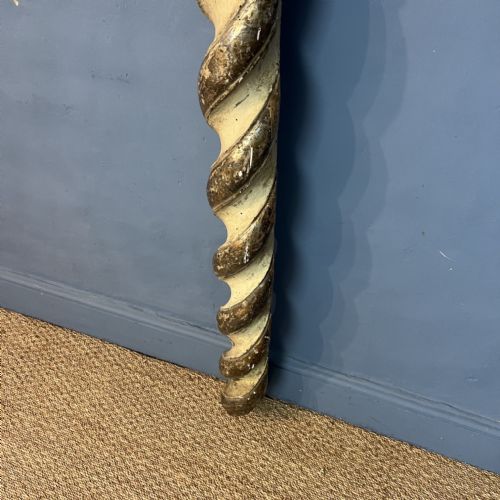 A PAIR OF 18TH C GILT AND WHITE PAINTED ITALIAN SOLOMONIC COLUMNS CIRCA 1780 - ADDITIONAL PHOTO 3