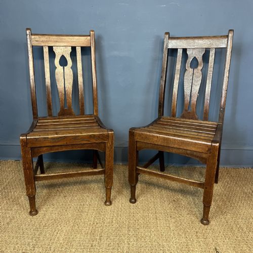 AN UNUSUAL SET OF 4 AESTHETIC MOVEMENT OAK CHAIRS BY JAS SHOOLBRED LTD CIRCA 1890 - ADDITIONAL PHOTO 2