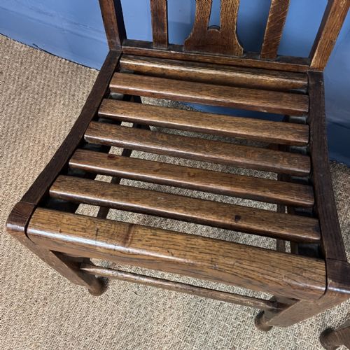 AN UNUSUAL SET OF 4 AESTHETIC MOVEMENT OAK CHAIRS BY JAS SHOOLBRED LTD CIRCA 1890 - ADDITIONAL PHOTO 5