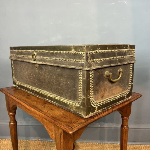 A LATE GEORGIAN CHINESE EXPORT LEATHER CAMPHOR BOX CIRCA 1830 - ADDITIONAL PHOTO 3
