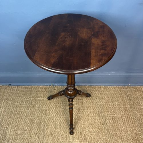 AN AESTHETIC MOVEMENT MAHOGANY CIRCULAR GYPSY TRIPOD TABLE CIRCA 1890 - ADDITIONAL PHOTO 1