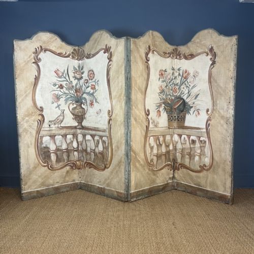A LATE 18TH C PROVENAL PAINTED SCREEN DECORATED ON CANVAS WITH BIRDS AND FLOWERS CIRCA 1790 - ADDITIONAL PHOTO 1