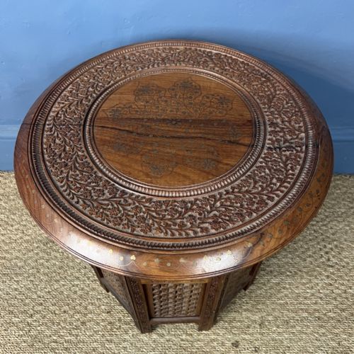 AN INDIAN CIRCULAR TEAK AND BRASS INLAID TABLE CIRCA 1930 - ADDITIONAL PHOTO 2