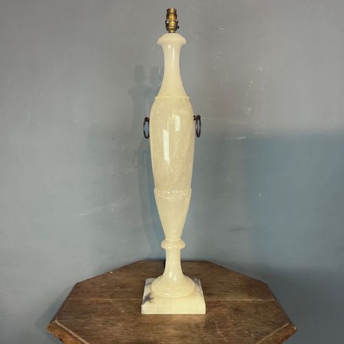 A LARGE 1920S ALABASTER LAMP CIRCA 1920 - ADDITIONAL PHOTO 1