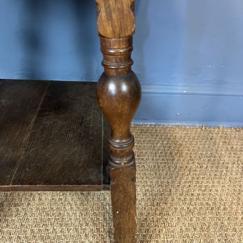 AN ARTS AND CRAFTS OAK TABLE CIRCA 1900 ATTRIBUTED TO LIBERTY AND CO - ADDITIONAL PHOTO 4