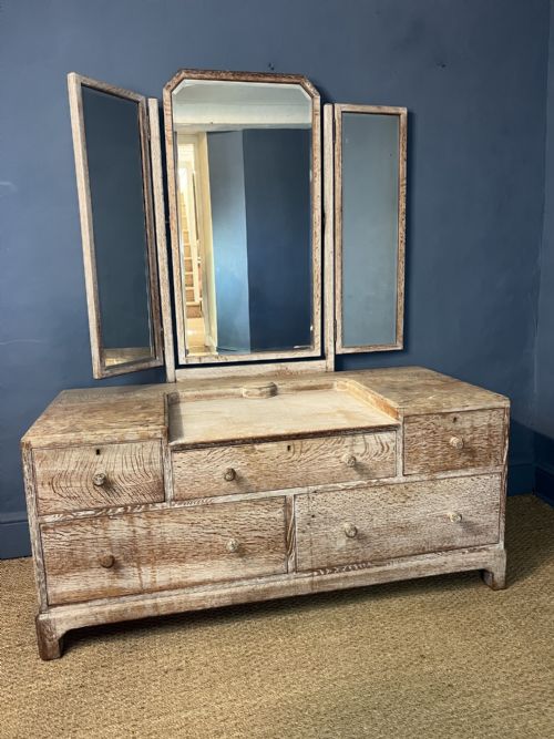 A HEALS LIMED OAK DRESSING TABLE CIRCA 1930 - ADDITIONAL PHOTO 2