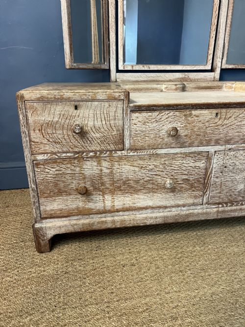 A HEALS LIMED OAK DRESSING TABLE CIRCA 1930 - ADDITIONAL PHOTO 3