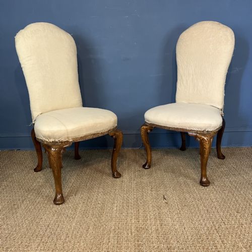 A SET OF 4 GEORGE 1 STYLE WALNUT SIDE CHAIRS CIRCA 1890 - ADDITIONAL PHOTO 1