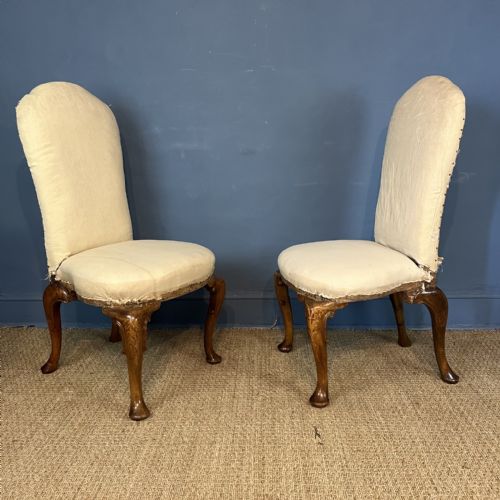 A SET OF 4 GEORGE 1 STYLE WALNUT SIDE CHAIRS CIRCA 1890 - ADDITIONAL PHOTO 2