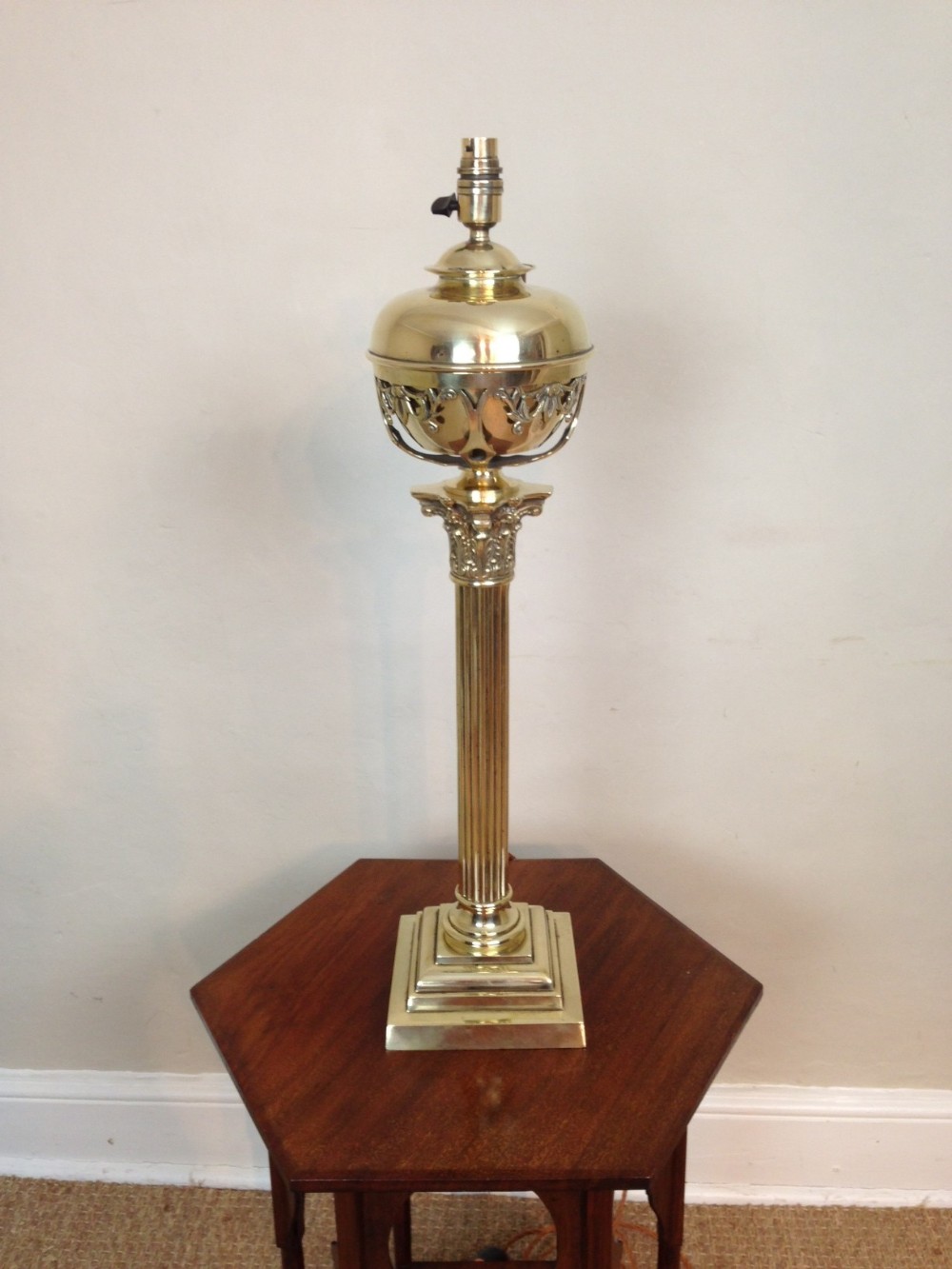 A large Late Victorian Brass Corinthian Lamp c 1880