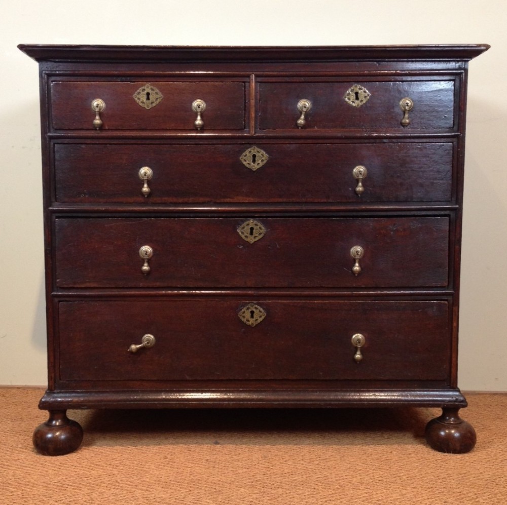 A William and Mary oak chest of drawers c 1700