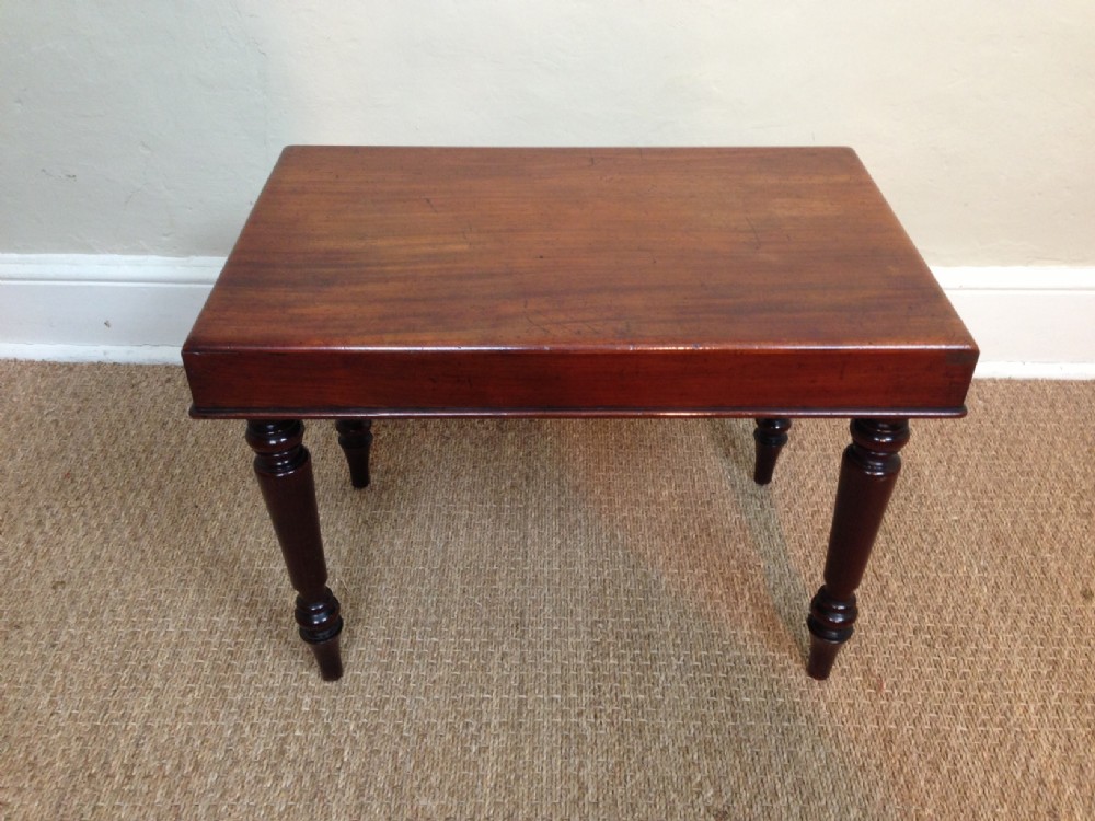 A Gillows mahogany bidet stool c1820