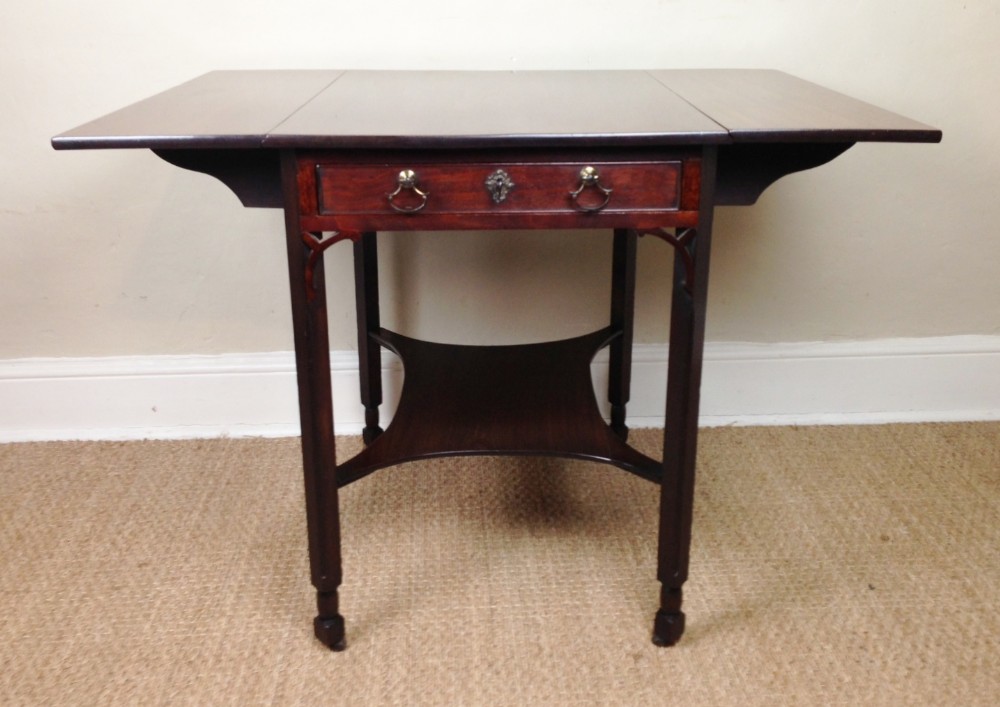 A George 111 mahogany Supper or Pembroke table c 1770
