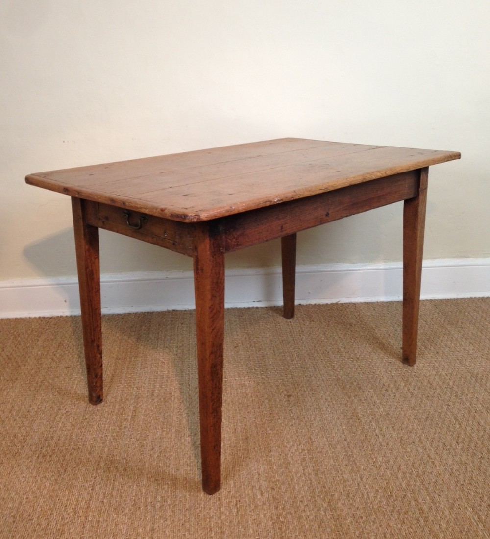 A George 111 oak and pine farm table c 1800