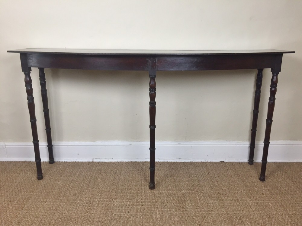 An Irish mahogany serving table Cork circa 1825