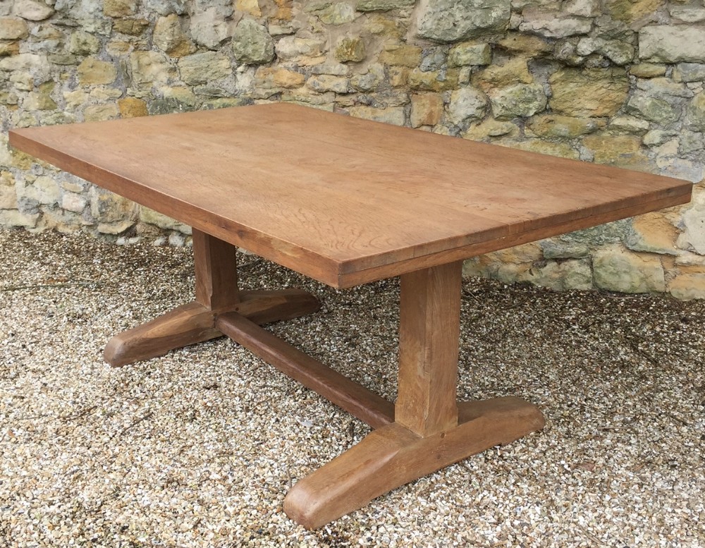 An Arts and Crafts Oak refectory table circa 1910